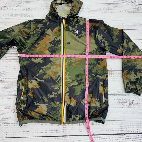 K-Way Unisex Size Medium Le VTAI 3.0 Claude Graphic Camo Hooded Rain Jacket - Picture 7 of 12